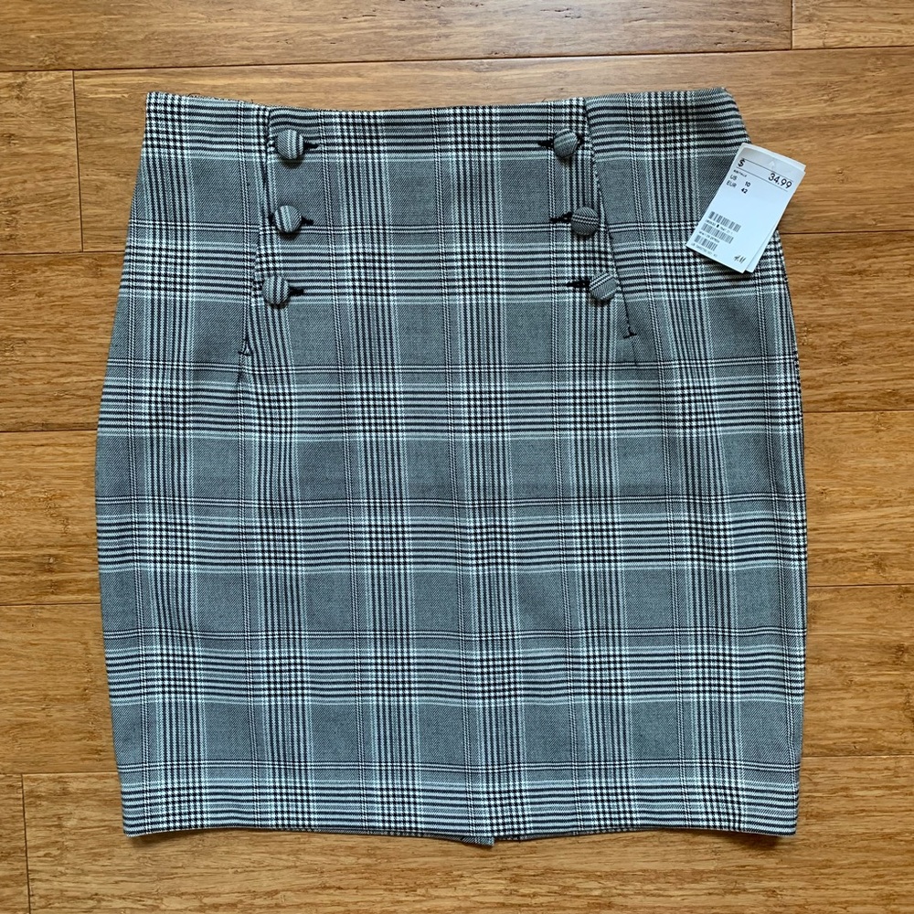 Pencil skirt